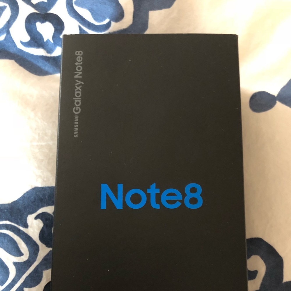 ***SOLD*** BRAND NEW Samsung Galaxy Note 8